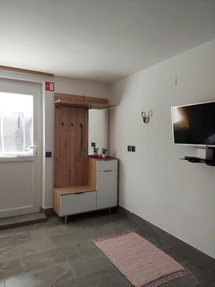 Apartma Zirovnik Cerklje na Gorenjskem Buitenkant foto
